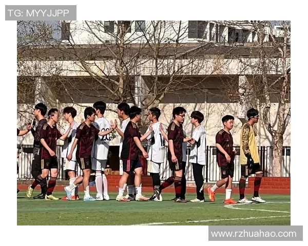 桑森足球:探索足球的魅力与激情,助力年轻球员的成长与发展